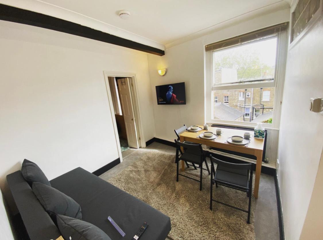 Complete 1 Bedroom Apartment With Wi-Fi, Kitchen, Tv In Heart Of Chiswick, Λονδίνο Εξωτερικό φωτογραφία